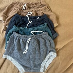5 Pairs Childhoods Clothing Shorties, size 8/9, Gray, Navy, 2 Khaki, Aqua